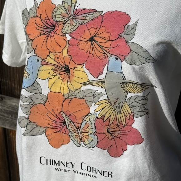 Floral Graphic T-Shirt color changing in the sun, women’s SM - Picture 5 of 6